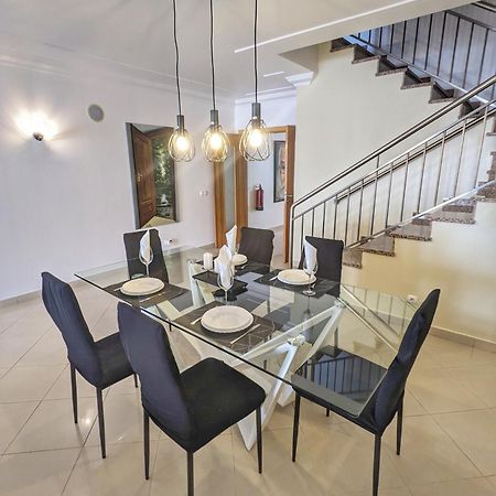 Farm Village- Townhouse 2 Mins From Old Town البوفيرا المظهر الخارجي الصورة