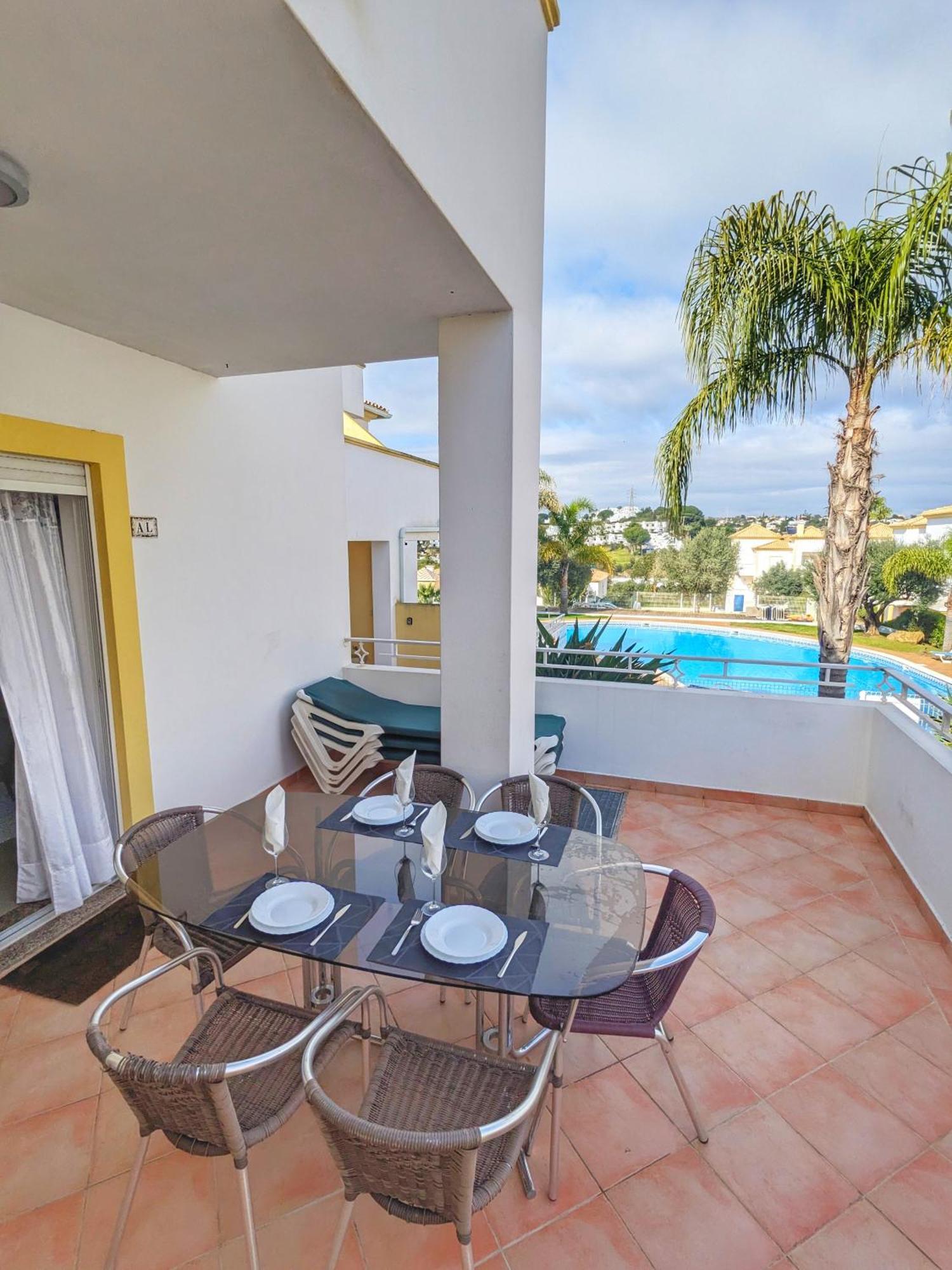 Farm Village- Townhouse 2 Mins From Old Town البوفيرا المظهر الخارجي الصورة